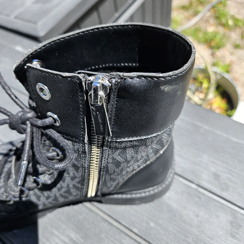 Michael Kors Alistair‎ Bootie Women's Classic Combat Black Size 7.5   ❤️❤️❤️❤️
